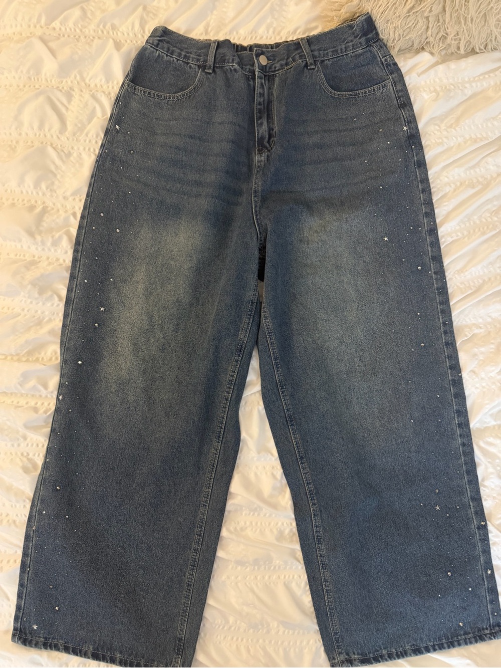 SHEIN Dark Blue Wide-Leg Jeans with Silver Star Accents